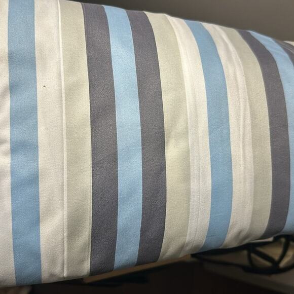 Soft Striped Fitted Sheets Set, Breathable, Deep Pocket, Modern 3-Piece King - Picture 7 of 7